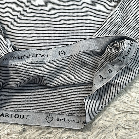 Lululemon Run: Swiftly Tech Long Sleeve Scoop Hyper Stripe White - Picture 3 of 6
